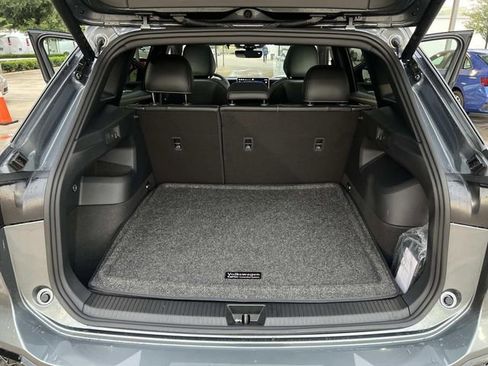 New 2026 Volkswagen Tiguan SE R-Line image 25