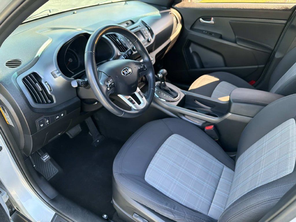 Used 2013 Kia Sportage EX FWD image 10