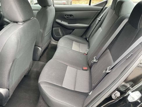 Used 2024 Nissan Sentra SV image 13