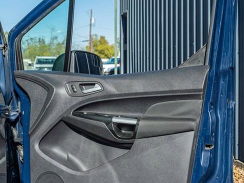 Used 2017 Ford Transit Connect XLT image 42