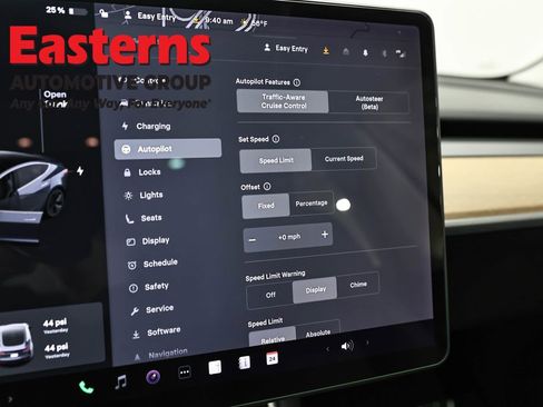 Used 2019 Tesla Model 3 Standard Range image 17