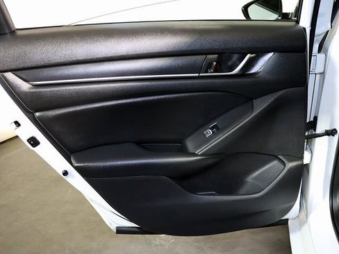 Used 2022 Honda Accord Sport image 26