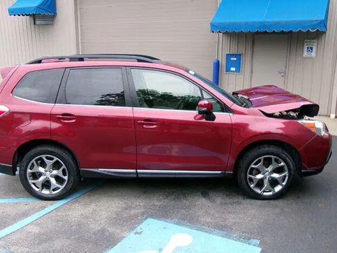 Used 2016 Subaru Forester 2.5i Touring w/ Eyesight & Navigation System AWD/4WD image 6