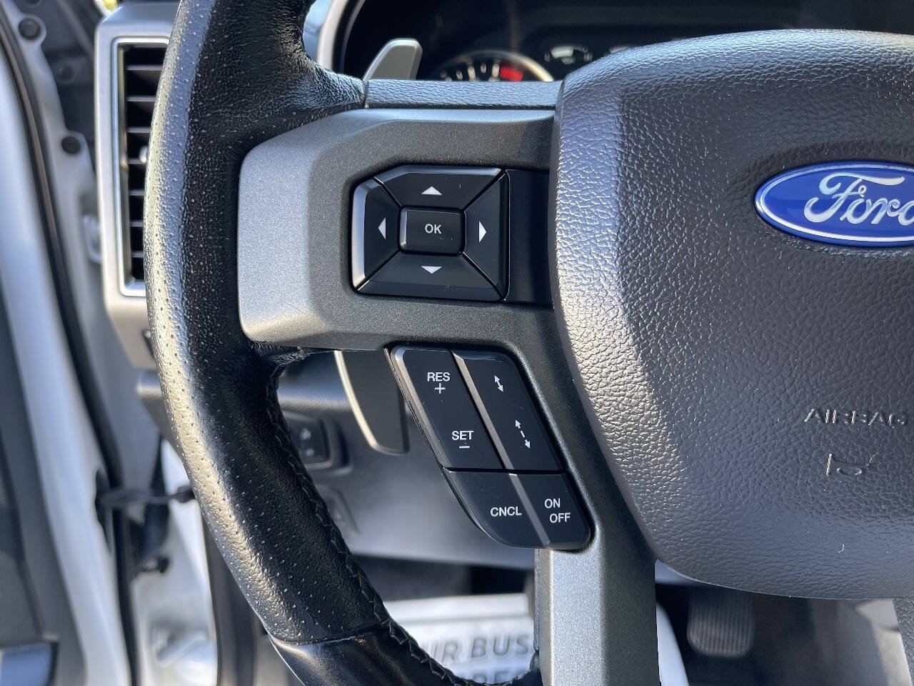 Used 2019 Ford F150 Raptor w/ Equipment Group 802A Luxury AWD/4WD image 18