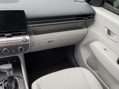 Certified 2024 Hyundai Kona SE AWD/4WD image 6