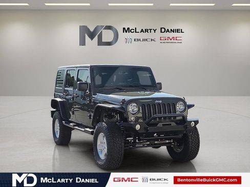 Used 2015 Jeep Wrangler Unlimited Sport w/ Quick Order Package 24S AWD/4WD image 1