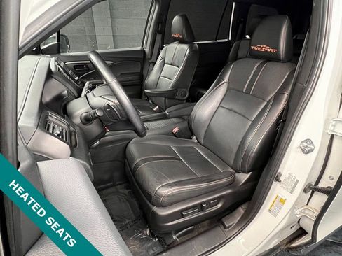 Used 2022 Honda Pilot TrailSport image 3