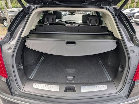 Used 2018 Cadillac XT5 Premium Luxury FWD image 14