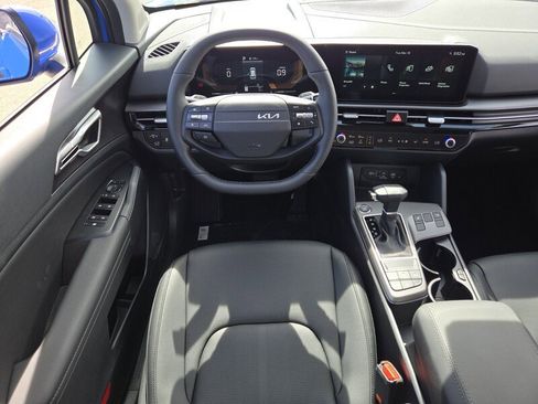 New 2026 Kia Sportage EX FWD image 9