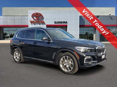 Used 2019 BMW X5 xDrive40i w/ Premium Package 2