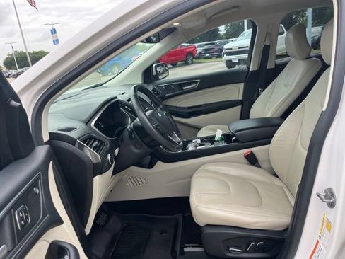 Used 2019 Ford Edge Titanium FWD image 13