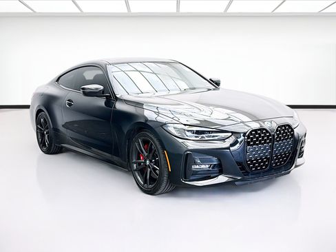 Used 2023 BMW 430i Coupe w/ M Sport Package RWD image 3
