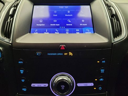 Used 2020 Ford Edge Titanium w/ Equipment Group 301A AWD/4WD image 25