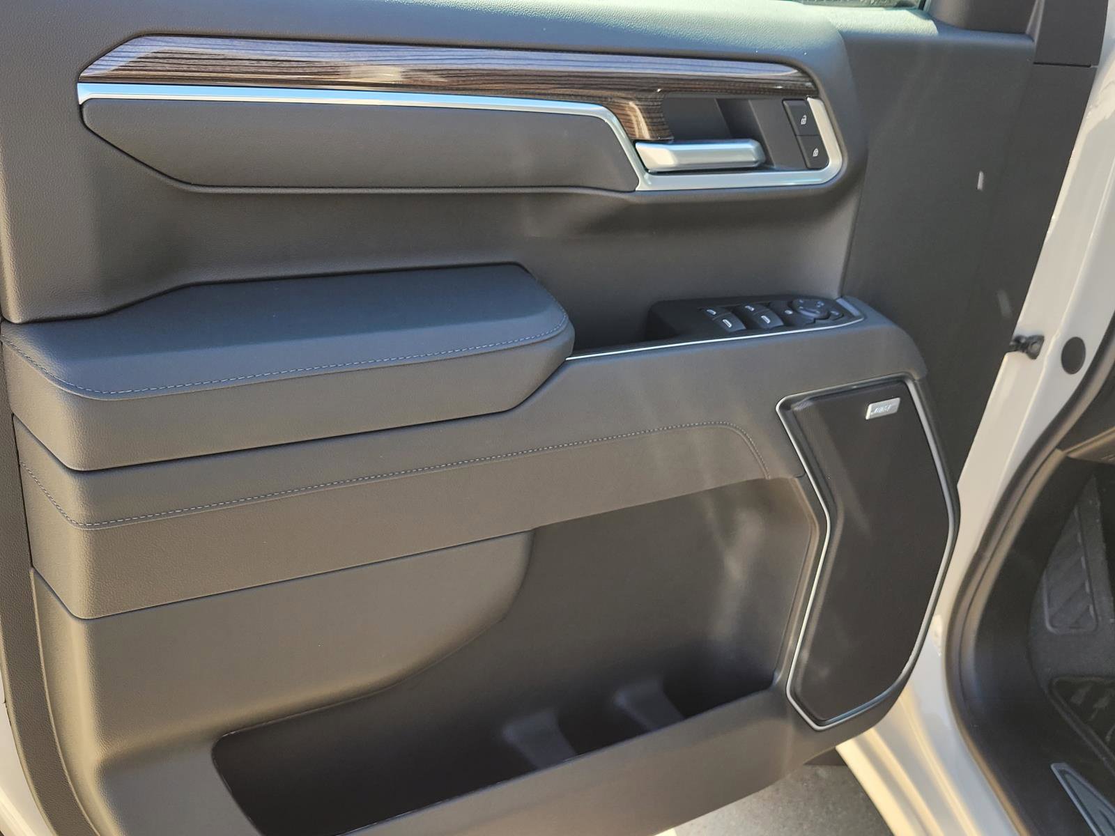 New 2026 Chevrolet Silverado 1500 RST w/ Texas Edition Plus RWD image 12