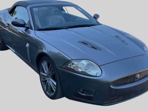 Used 2009 Jaguar XKR R RWD image 2