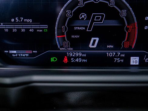 Used 2023 Lamborghini Urus Performante image 39