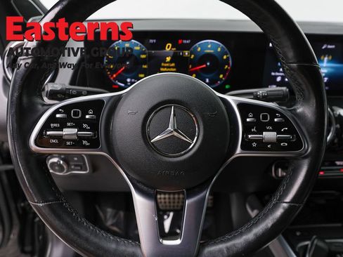 Used 2022 Mercedes-Benz GLB 250 4MATIC w/ AMG Line image 10