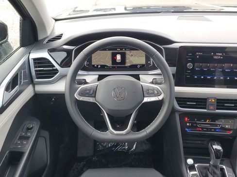 New 2026 Volkswagen Taos SEL image 27