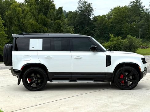 Used 2021 Land Rover Defender 110 X-Dynamic HSE AWD/4WD image 7