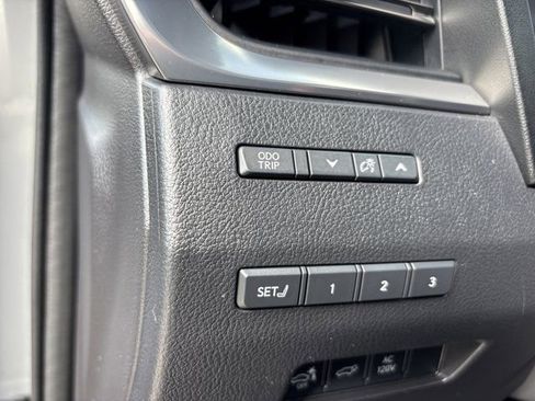 Used 2024 Lexus GX 550 AWD/4WD image 25