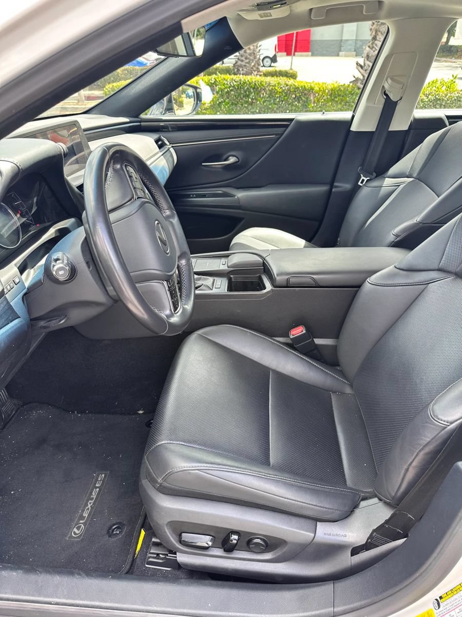 Used 2020 Lexus ES 350 w/ Accessory Package 2 FWD image 3