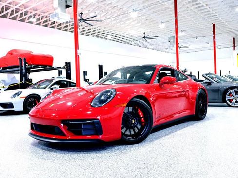Used 2023 Porsche 911 Carrera GTS RWD image 4