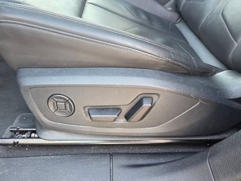 Used 2025 Audi Q3 2.0T Premium AWD/4WD image 24
