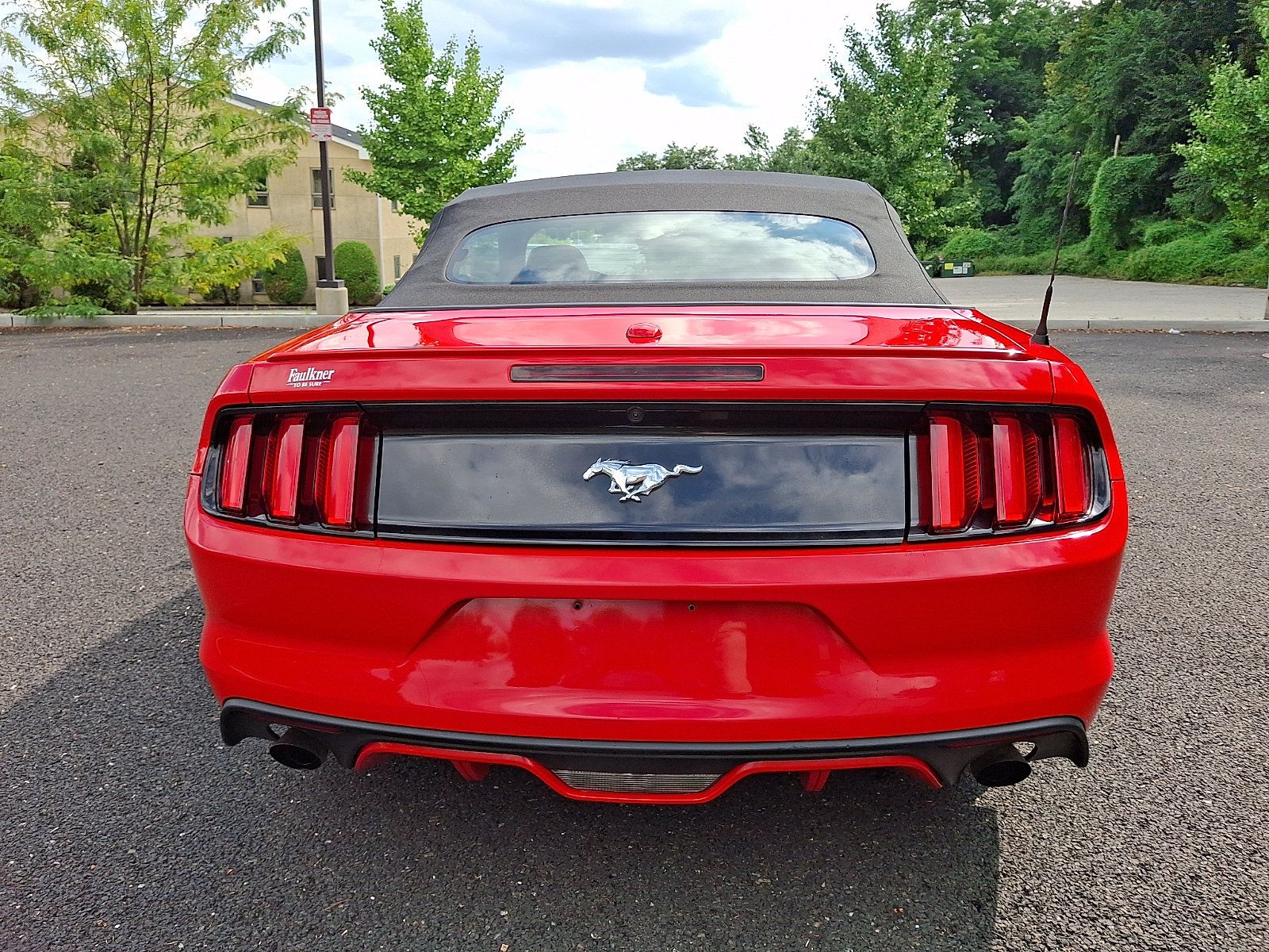 Used 2016 Ford Mustang Premium RWD image 7