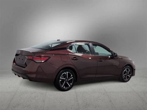 Used 2025 Nissan Sentra SV image 8