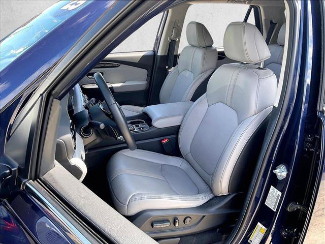 Used 2025 Honda Pilot Touring image 27