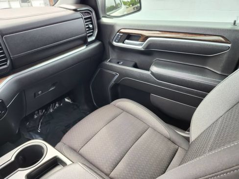 Used 2024 GMC Sierra 1500 Elevation AWD/4WD image 13