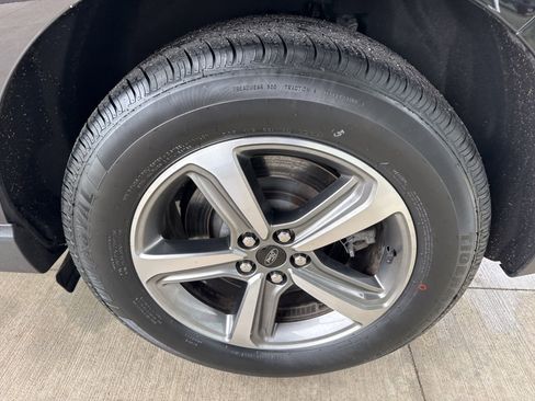 Certified 2023 Ford Edge SEL w/ Convenience Package image 19