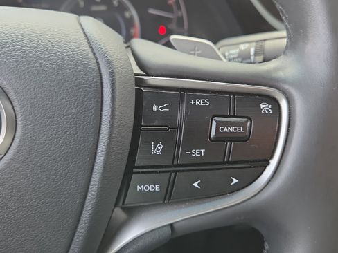 Used 2023 Lexus ES 350 w/ Premium Package FWD image 21
