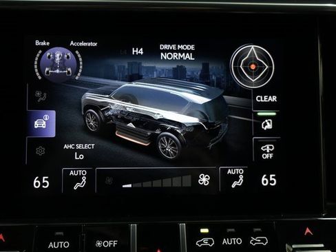 Used 2023 Lexus LX 600 4WD w/ Ultra Luxury Package image 86