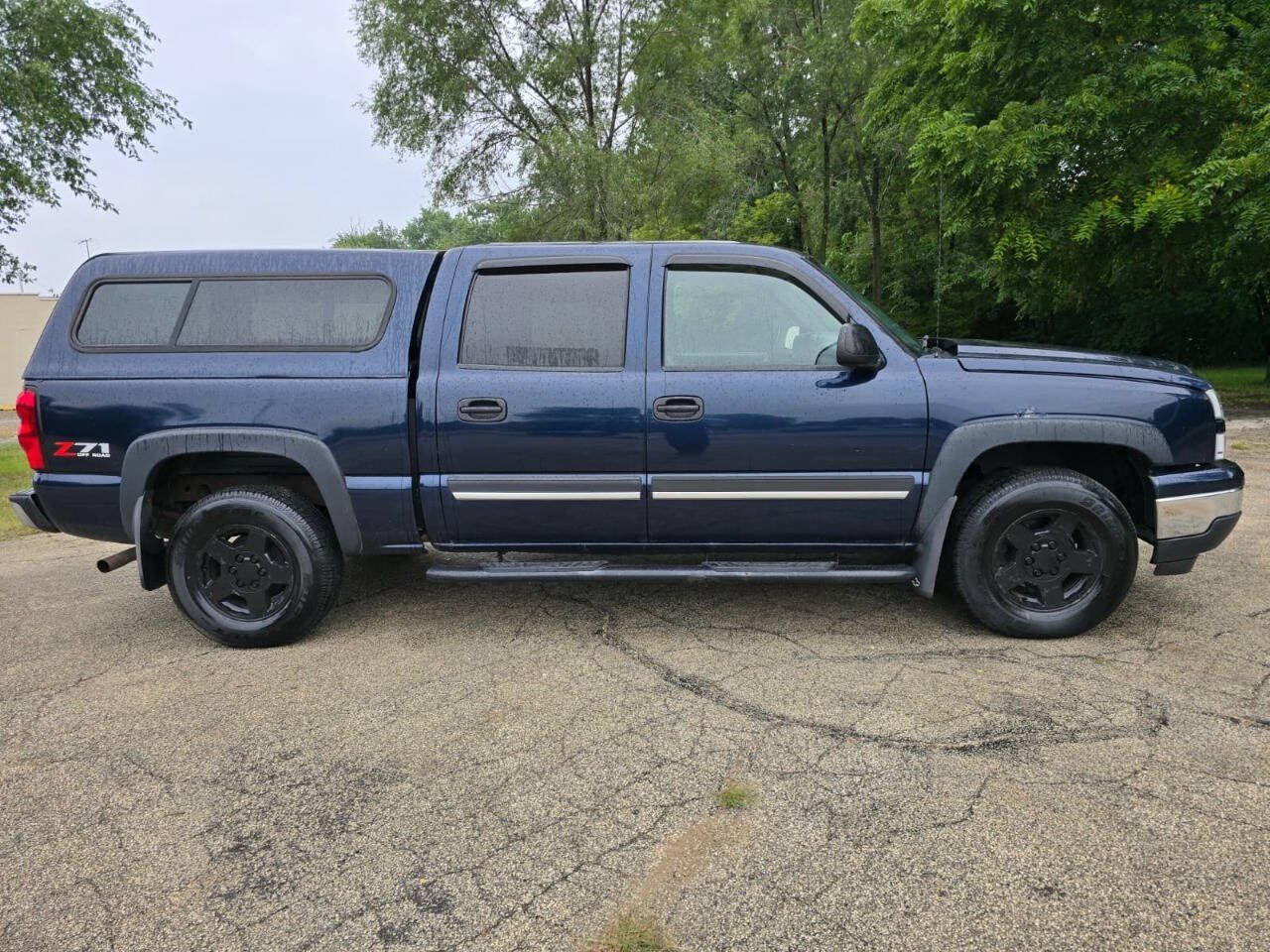 Used 2007 Chevrolet Silverado 1500 LT w/ Light Duty Power Package AWD/4WD image 4