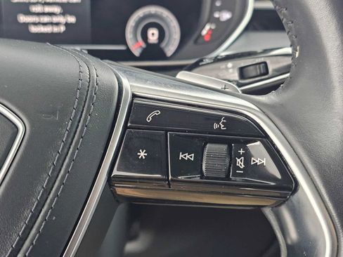 Used 2019 Audi A8 L 3.0T image 28