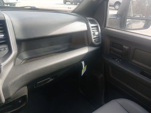 New 2026 RAM 2500 Tradesman image 32