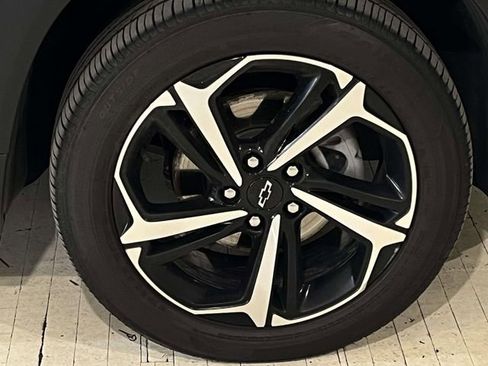 Used 2023 Chevrolet TrailBlazer RS w/ Sun and Liftgate Package image 15