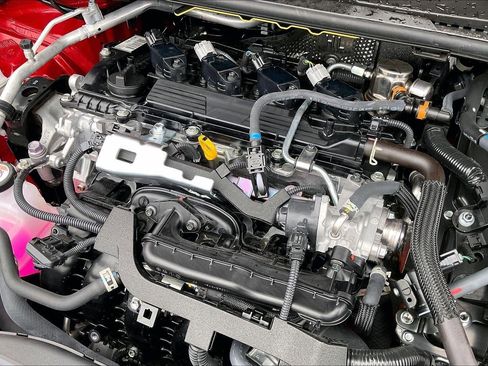 Used 2024 Toyota Prius XLE image 32