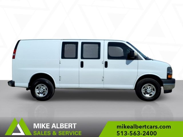 Used 2021 Chevrolet Express 2500 w/ Driver Convenience Package RWD image 8