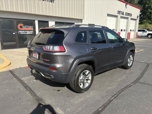 Used 2019 Jeep Cherokee Trailhawk w/ Cold Weather Group AWD/4WD image 8
