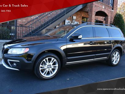 Used 2016 Volvo XC70 T5 Premier w/ Proximity Package
