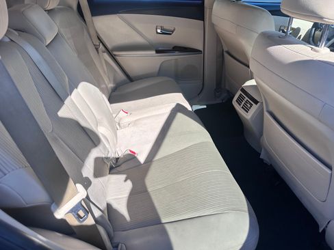 Used 2013 Toyota Venza LE w/ LE Convenience Pkg AWD/4WD image 9