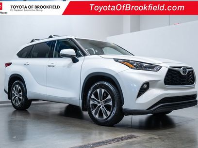 Used 2022 Toyota Highlander XLE