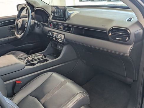 Used 2023 Honda Pilot EX-L image 14