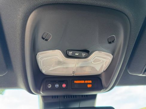 Certified 2024 GMC Canyon AT4 AWD/4WD image 30