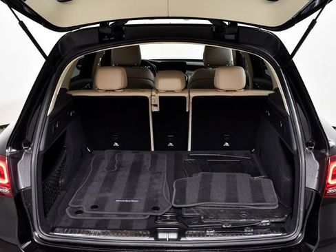 Certified 2022 Mercedes-Benz GLC 300 image 37