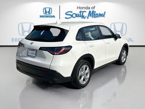 Certified 2025 Honda HR-V LX image 7