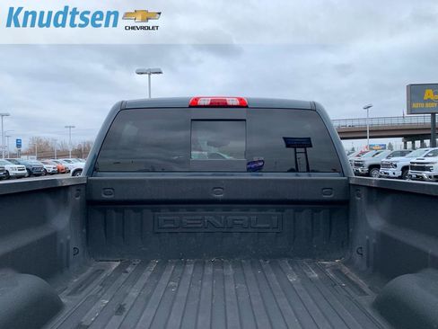 Used 2018 GMC Sierra 3500 Denali w/ Duramax Plus Package image 15