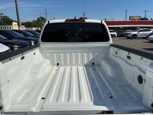 Used 2026 Nissan Frontier PRO-4X AWD/4WD image 30